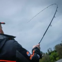 GURU A-Class Method Feeder 11' -Aas en Voer Verkoop guru a class method feeder 11 gac005 feederhengels 3